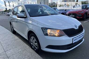 Хэтчбек Skoda Fabia 2017 в Киеве