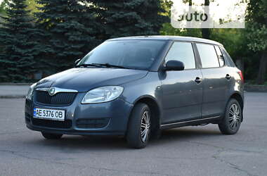 Хэтчбек Skoda Fabia 2010 в Кривом Роге