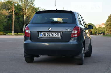 Хэтчбек Skoda Fabia 2010 в Кривом Роге