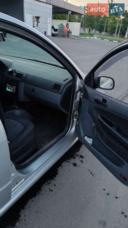 Хетчбек Skoda Fabia 2003 в Харкові