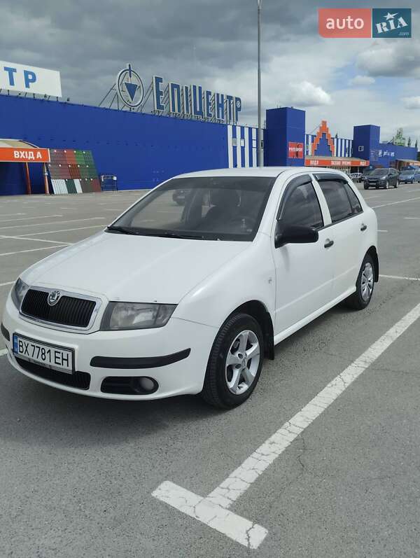 Хэтчбек Skoda Fabia 2006 в Каменец-Подольском фото 2 Хэтчбек Skoda Fabia 2006 в Каменец-Подольском