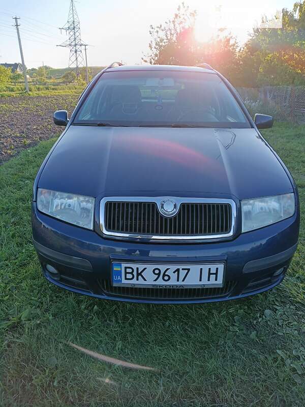 Универсал Skoda Fabia 2006 в Ровно