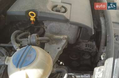 Хэтчбек Skoda Fabia 2006 в 