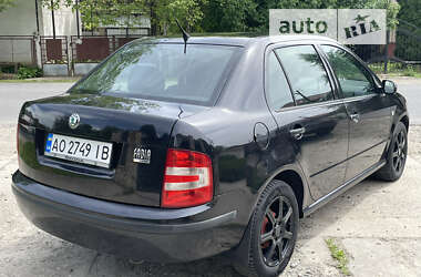 Седан Skoda Fabia 2006 в Виноградове