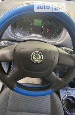 Хэтчбек Skoda Fabia 2010 в Виннице