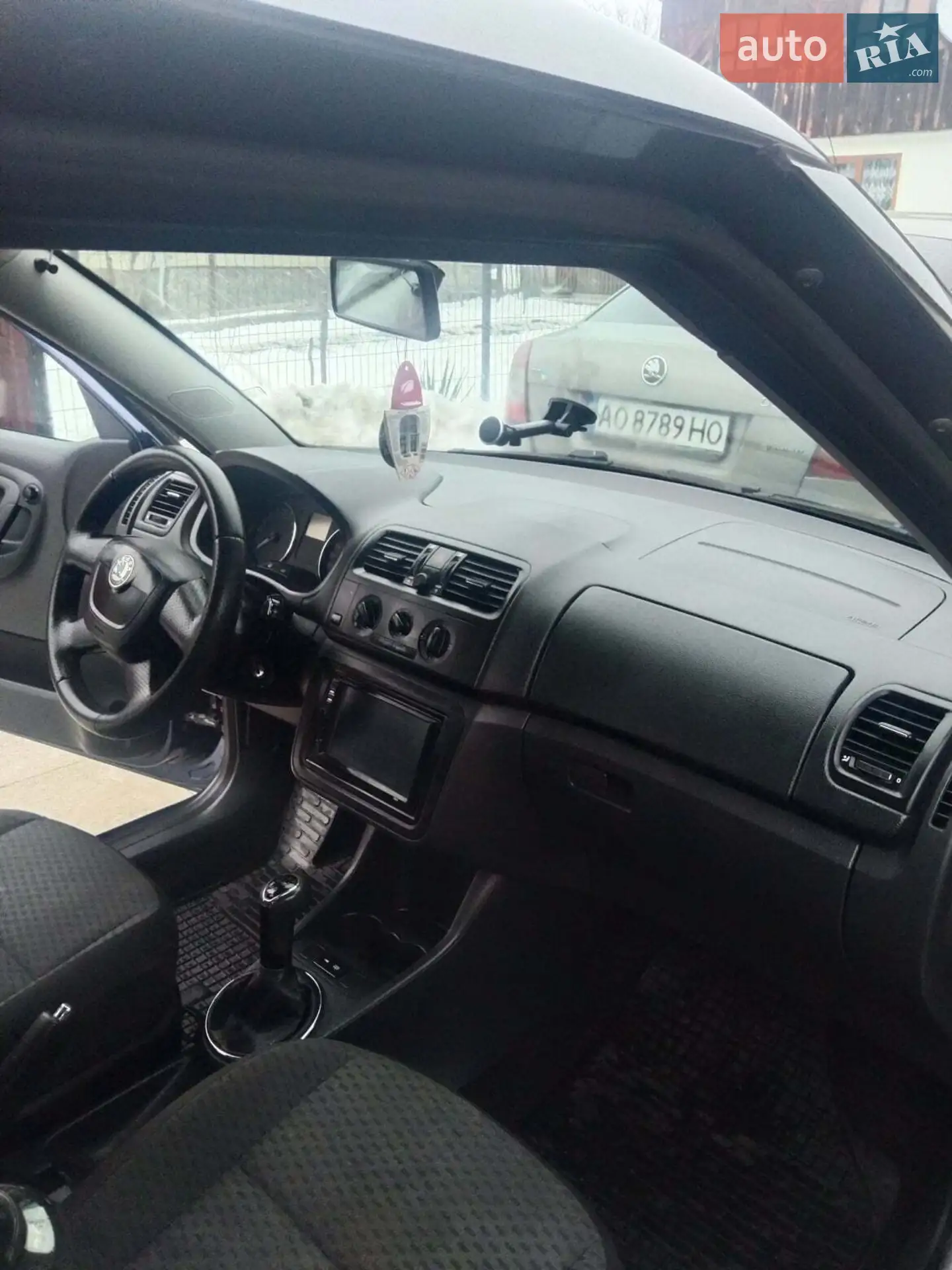 2010 Skoda Fabia - мініатюра 2