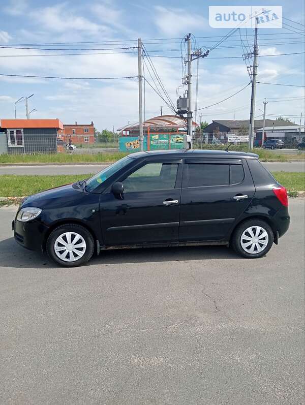 Хэтчбек Skoda Fabia 2008 в Буче