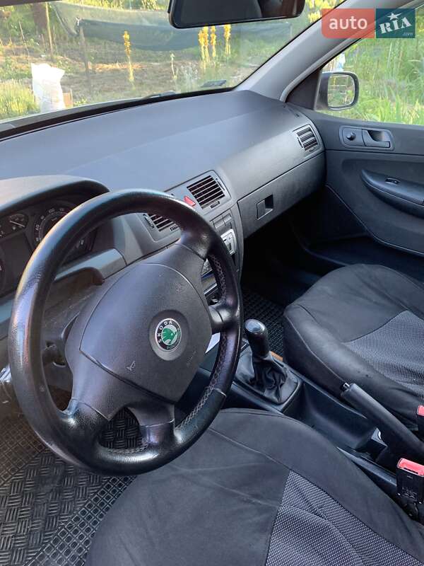 Универсал Skoda Fabia 2007 в Черновцах