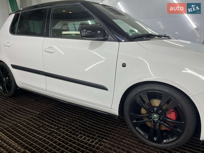 Хетчбек Skoda Fabia 2011 в Полтаві