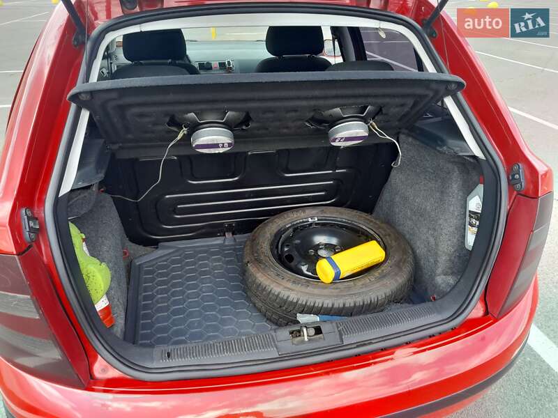 Хетчбек Skoda Fabia 2006 в Києві