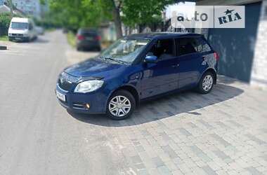 Хэтчбек Skoda Fabia 2009 в Черкассах