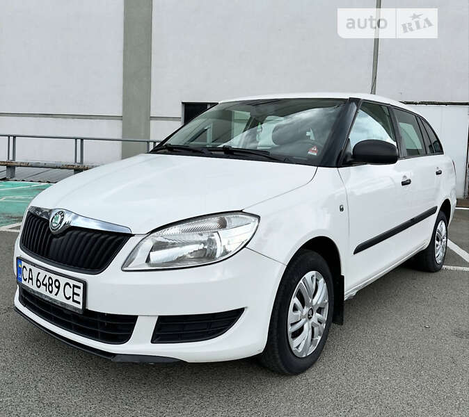 Универсал Skoda Fabia 2010 в Полтаве