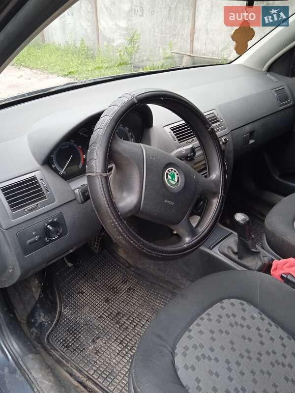 Хетчбек Skoda Fabia 2006 в Острозі фото 3 Хетчбек Skoda Fabia 2006 в Острозі