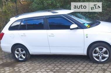 Универсал Skoda Fabia 2011 в Черновцах