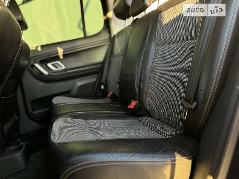 Хэтчбек Skoda Fabia 2008 в Луцке