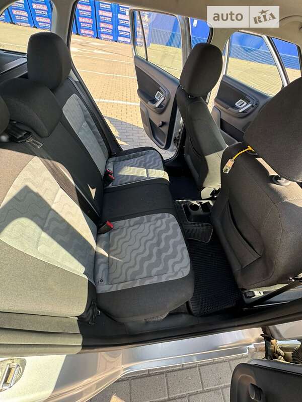 Универсал Skoda Fabia 2008 в Нововолынске фото 17 Универсал Skoda Fabia 2008 в Нововолынске