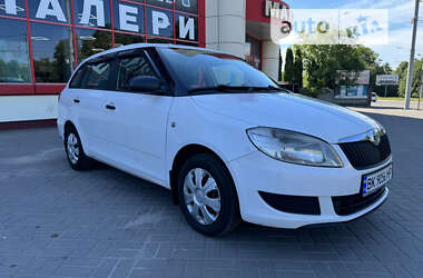 Универсал Skoda Fabia 2010 в Ровно