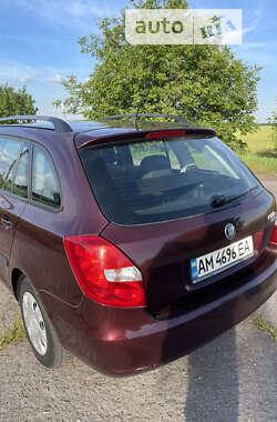 Универсал Skoda Fabia 2009 в Житомире