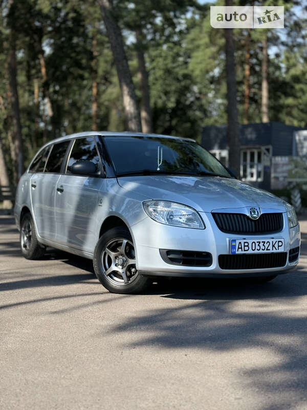 Хетчбек Skoda Fabia 2009 в Вінниці