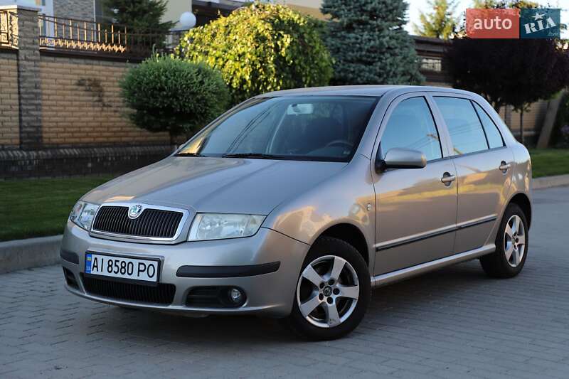 Хетчбек Skoda Fabia 2007 в 