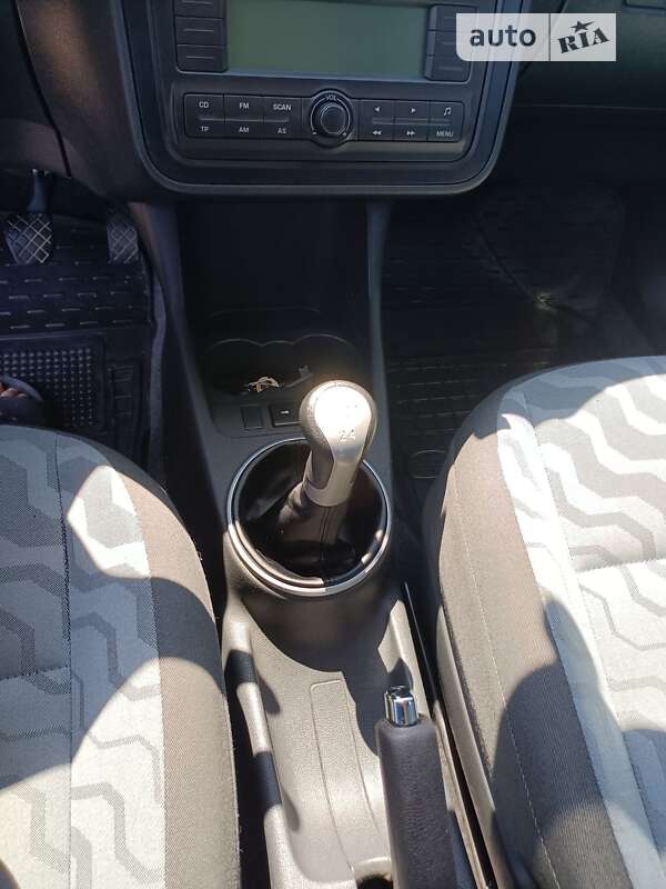 Універсал Skoda Fabia 2009 в Івано-Франківську фото 35 Універсал Skoda Fabia 2009 в Івано-Франківську