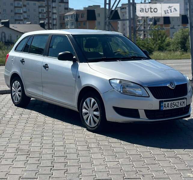 Универсал Skoda Fabia 2011 в Хмельницком