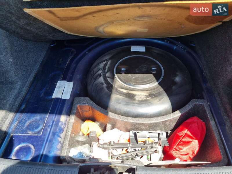 Універсал Skoda Fabia 2006 в Чернівцях