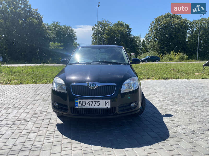 Хэтчбек Skoda Fabia 2007 в Виннице