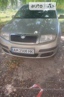 Хэтчбек Skoda Fabia 2004 в Бердичеве