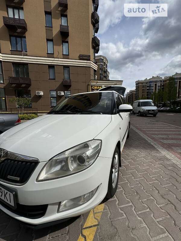 Універсал Skoda Fabia 2012 в Києві