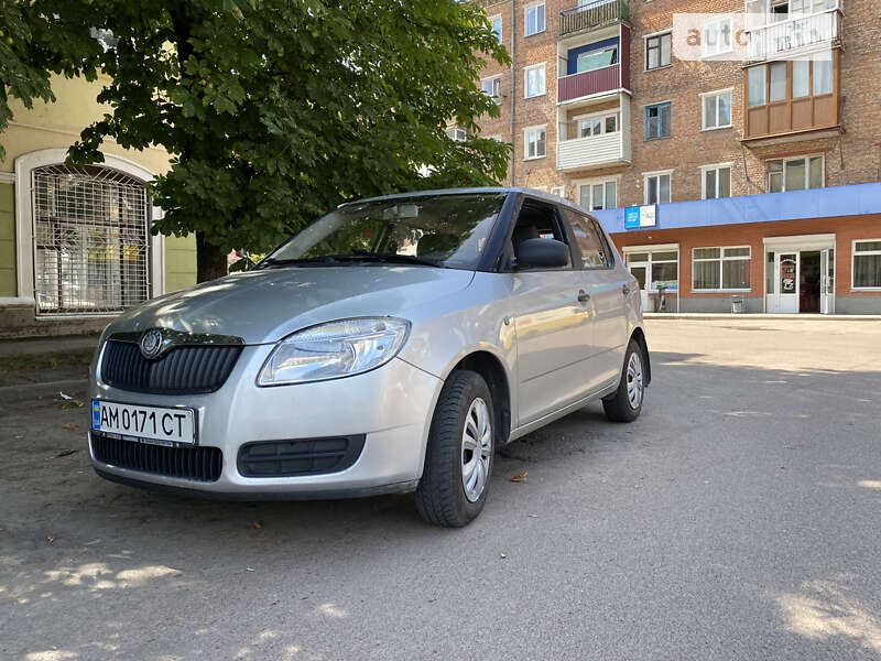 Хетчбек Skoda Fabia 2007 в Житомирі