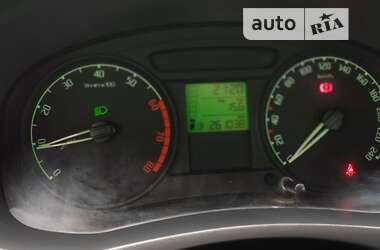 Хэтчбек Skoda Fabia 2009 в 