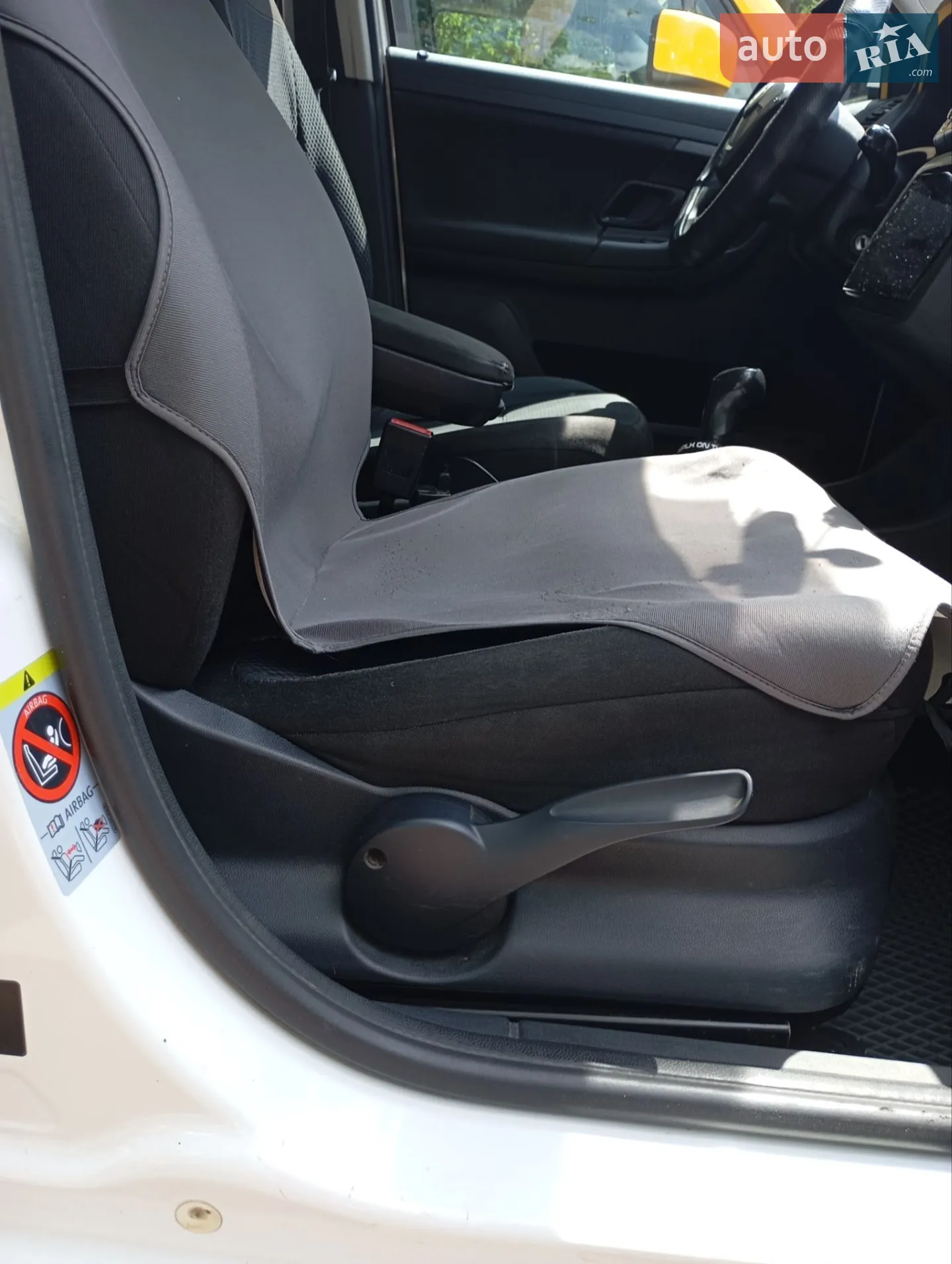 2012 Skoda Fabia - мініатюра 4