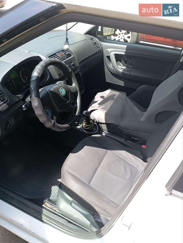 Універсал Skoda Fabia 2012 в Києві