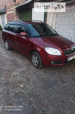 Универсал Skoda Fabia 2008 в Ровно