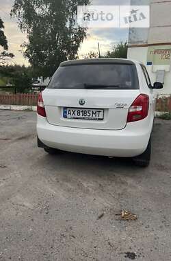 Хэтчбек Skoda Fabia 2012 в Чугуеве