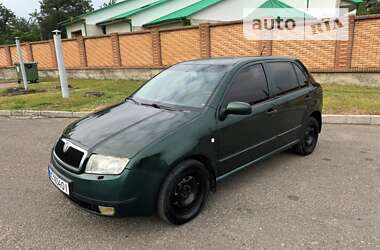 Хэтчбек Skoda Fabia 2003 в Черновцах