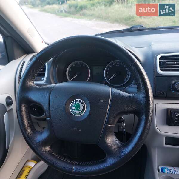 Хэтчбек Skoda Fabia 2007 в Шостке