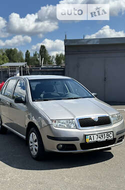 Хэтчбек Skoda Fabia 2007 в Киеве