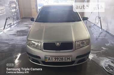 Хэтчбек Skoda Fabia 2005 в Киеве