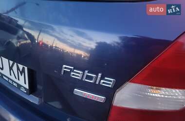 Універсал Skoda Fabia 2008 в Дніпрі