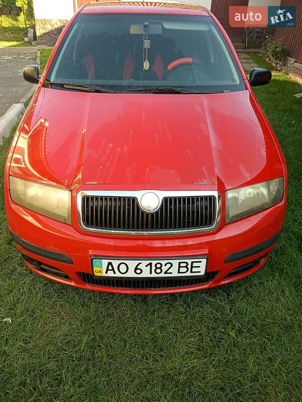 Хетчбек Skoda Fabia 2005 в Ужгороді