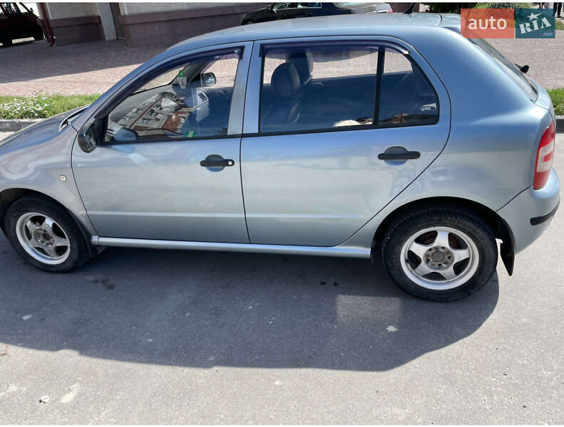 Хетчбек Skoda Fabia 2005 в Тернополі фото 2 Хетчбек Skoda Fabia 2005 в Тернополі