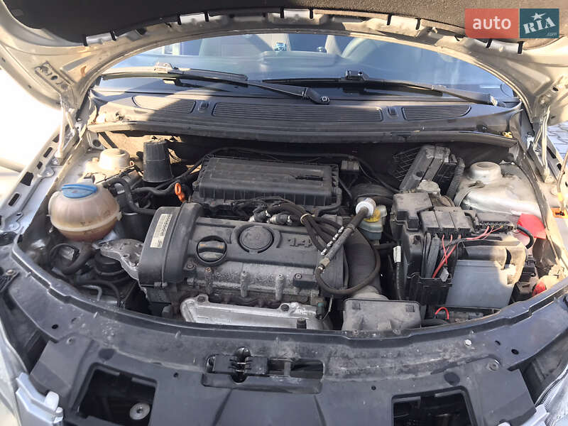 Хетчбек Skoda Fabia 2008 в Києві фото 2 Хетчбек Skoda Fabia 2008 в Києві