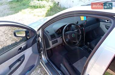 Универсал Skoda Fabia 2002 в 