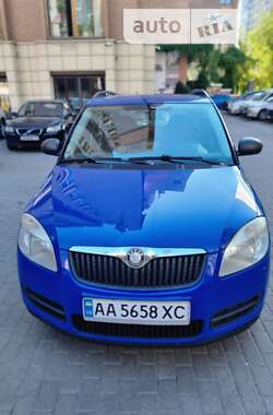 Універсал Skoda Fabia 2009 в Києві