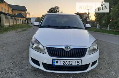 Хетчбек Skoda Fabia 2010 в Надвірній