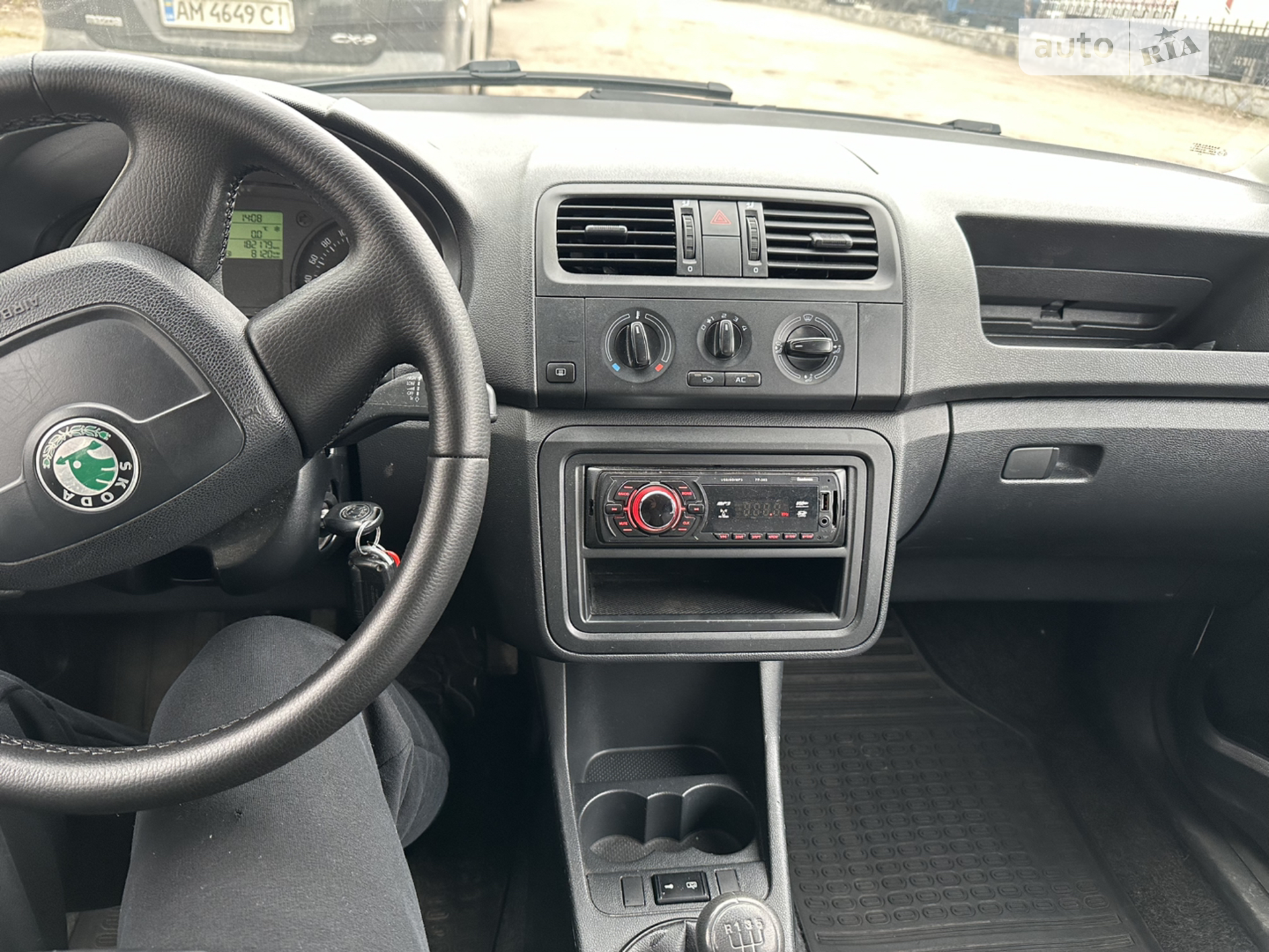 2012 Skoda Fabia - мініатюра 14