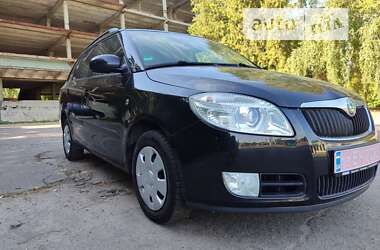 Универсал Skoda Fabia 2009 в Полтаве