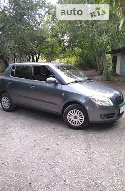 Хэтчбек Skoda Fabia 2008 в Киеве